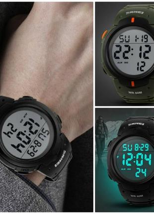 Электронные наручные спортивные мужские часы с подсветкой skmei