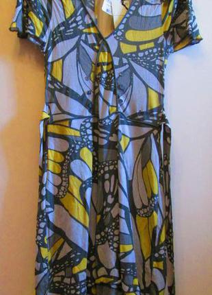 Красивое актуальное платье firetrap принт натуральное размер s