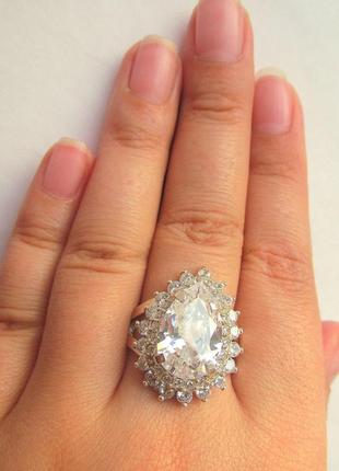 Роксолана серебряное кольцо с белым камнем 16.5 размер