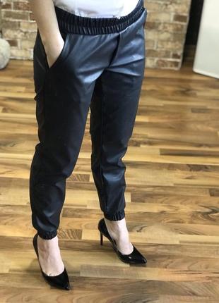 Кожаные брюки женские в больших размерах 288