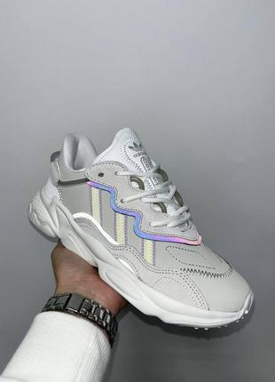 Кроссовки adidas ozweego женские7 фото