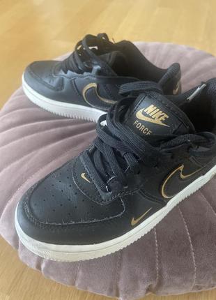 Кросівки nike force 1