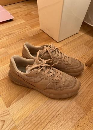 Кросівки zara