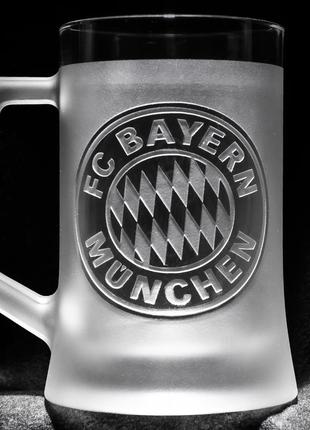 Бокал для пива с гравировкой логотипа футбольного клуба бавария мюнхен fc bayern münchen sanddecor