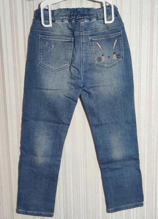 Плотные джинсы next с зайкой р. 6-7 лет3 фото