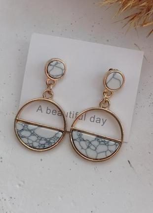 Серьги под мрамор бижутерия