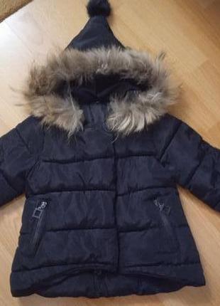 Курточка на 2-4 годика.