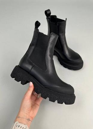 Челси женские кожаные черные демисезонные и зима