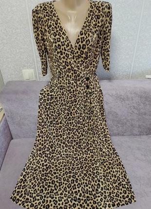 Платье в леопардовый принт asos