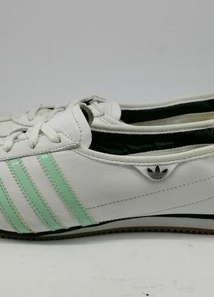 Кроссовки, мокасины adidas.