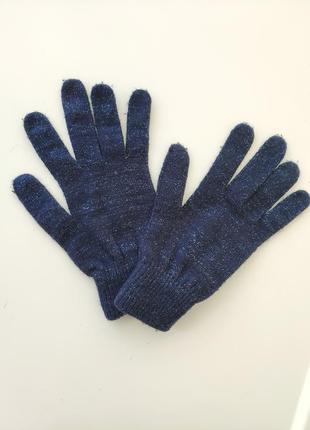 Красивые перчатки с блестящей нитью2 фото