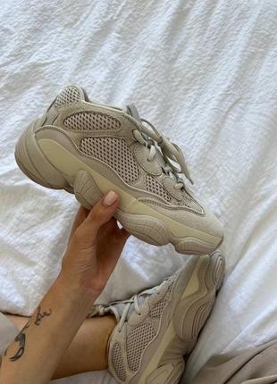 Крутезні кросівки adidas yeezy 500 blush