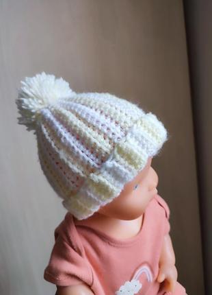Теплая шапка на девочку 0-3 мес. шапочка