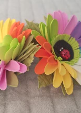 Разноцветный цветок, заколка, резинка4 фото