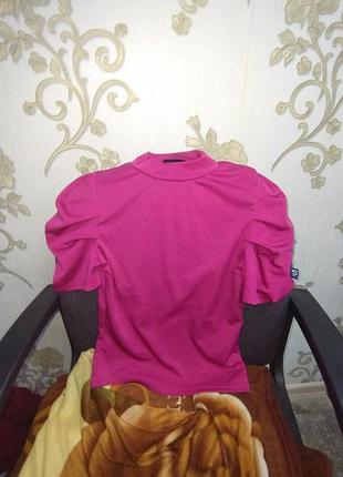 Крута футболка,топ с м