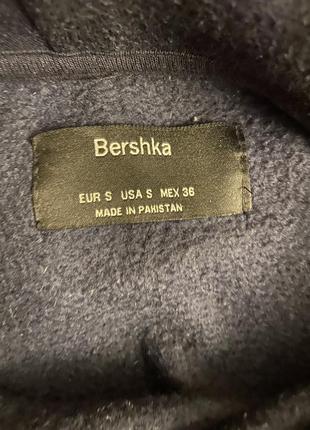 Толстовка пайта укорочена bershka р.с-м league4 фото