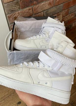 Круті високі кросівки nike air force 1sp white8 фото