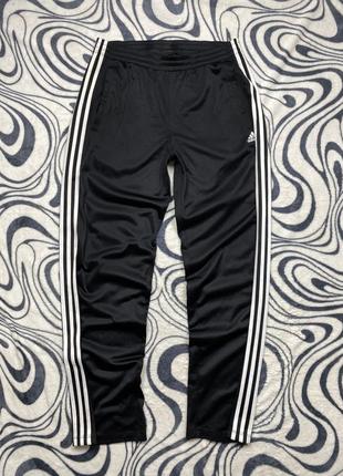 Спортивные штаны free adidas