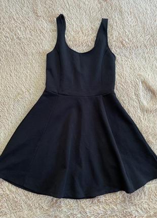 Платье черное h&m
