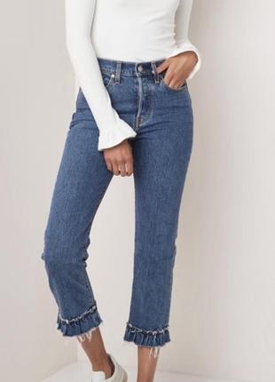 Джинсы levi’s с рюшами w25 l261 фото