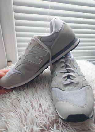 New balance 373