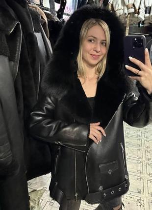 Дубленка с капюшоном 2