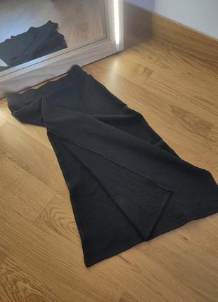 Черная юбка-миди с глубоким разрезом от shein