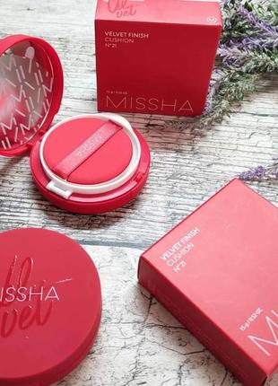 Тональный кушон с матирующим покрытием missha velvet finish cushion spf50+/pa+++ тон 21, 15 g1 фото