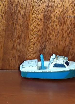 Matchbox superfast police launch # 52 1976