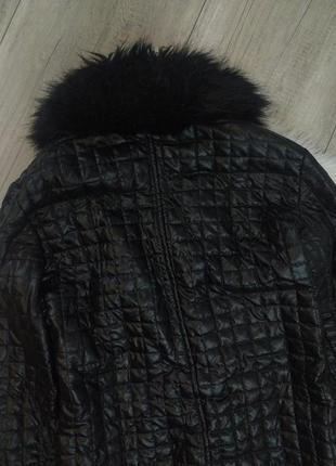 Женская чёрная стеганная куртка с меховым воротником fushi размер m7 фото