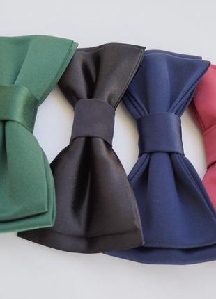 Галстук-бабочка черный атласный