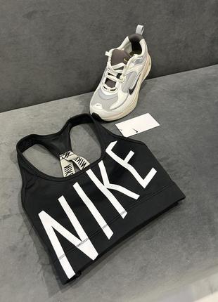 Спортивний фірмовий топ “-nike”( оригінал)