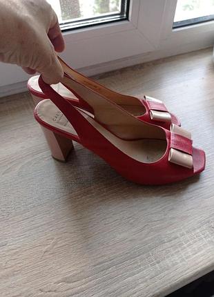 Босоножки carnaby, женские рр 40