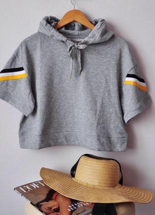 Толстовка. худі, футболка з капюшоном bershka