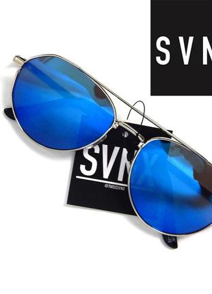 Сонцезахисні окуляри svnx