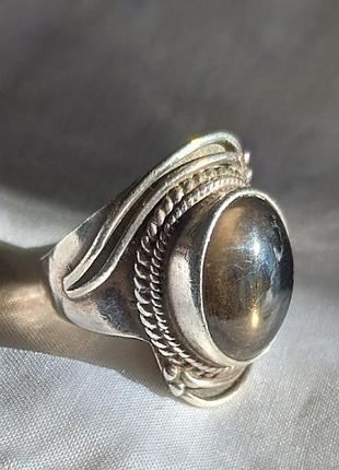 Срібна каблучка перстень вінтаж з димчастим кварцом кабошоном
