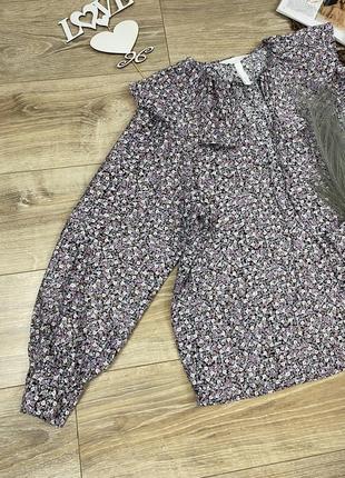 H&m шикарна блуза з обʼємним рукавом і трендовим  коміром7 фото