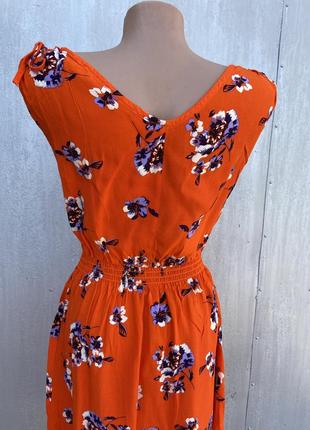 Платье летнее оранжевого цвета6 фото