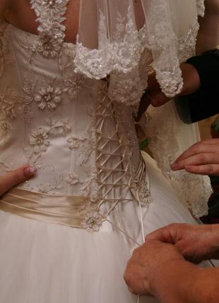 Платье свадебное не венчаноє6 фото