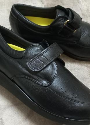 Туфли фирменные кожа жен. 40р.clarks индии