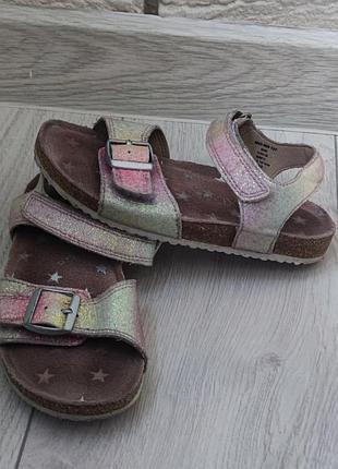 Босоніжки 6