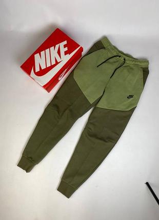 Штаны nike tech fleece