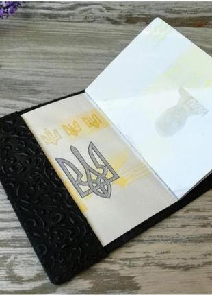 Обложка на паспорт кожаная черная с тиснением восточные узоры ручная работа украина3 фото