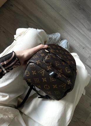 Жіночий рюкзак в стилі louis vuitton palm springs mini backpack logo5 фото