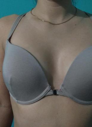 Бюстгальтер под майку застежка спереди
