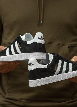 Стильні ядові кросівки adidas gazelle black white2 фото