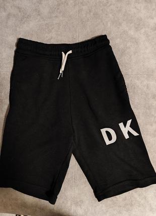Спортивные черные шорты с логотипом  dkny