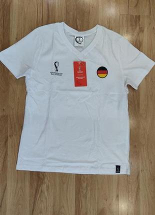 Жіноча футболка fifa, розмір m, білий4 фото