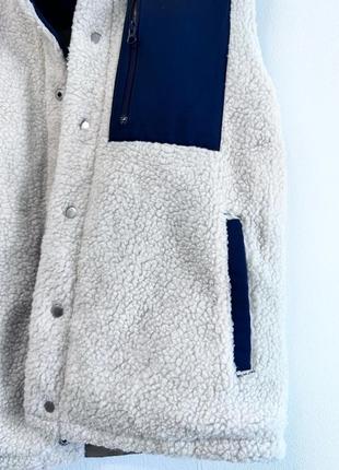 Безрукавка