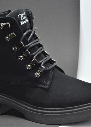Женские модные зимние замшевые ботинки черные best vak 3201